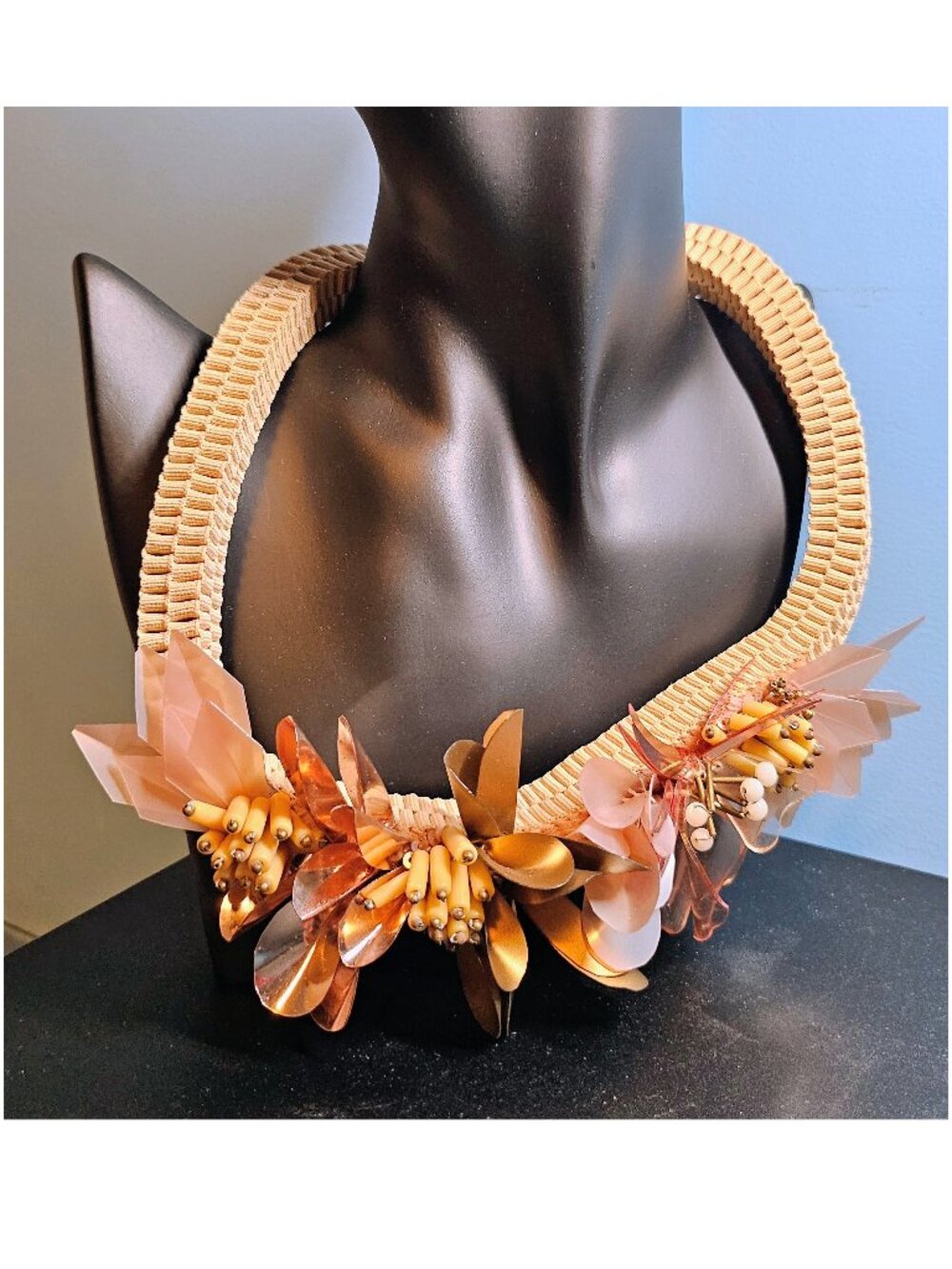 💯 Hoss Intropia Woven Floral Statement Necklace 💯